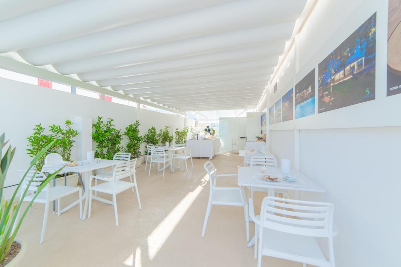 Hotel Beach Salento 마리나 디 페스콜루스 외부 사진
